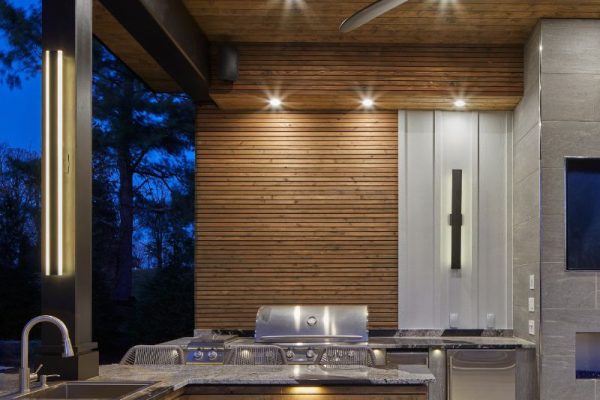 Line Lexington outdoor kitchen